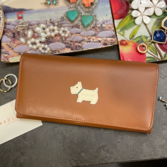 RADLEY LONDON ⭐️ Heritage Dog Matinee Wallet ⭐️ Flawless ⭐️ NWT - Picture 2 of 13